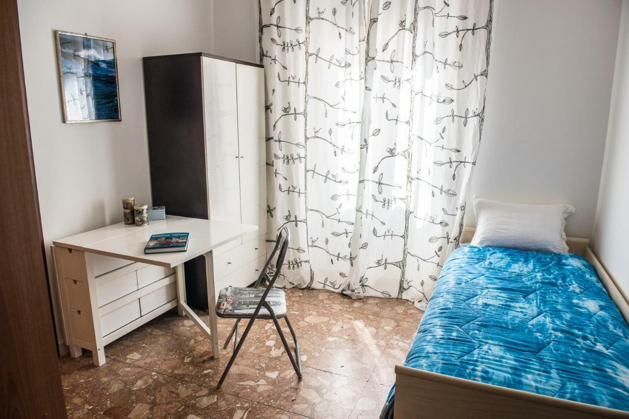 Piazza Ginnasio Affittacamere Alghero Exteriör bild