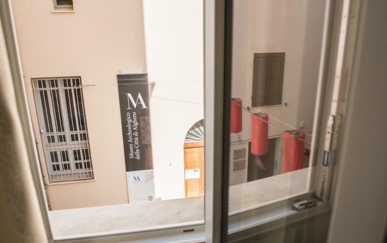Piazza Ginnasio Affittacamere Alghero Exteriör bild